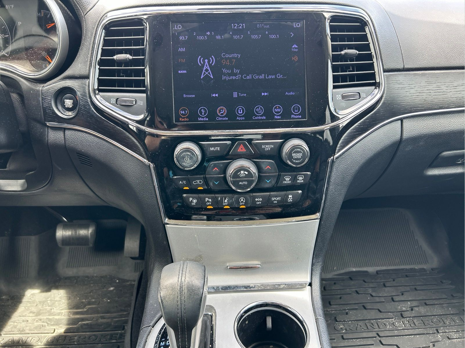 Used 2019 Black Jeep Summit image 16