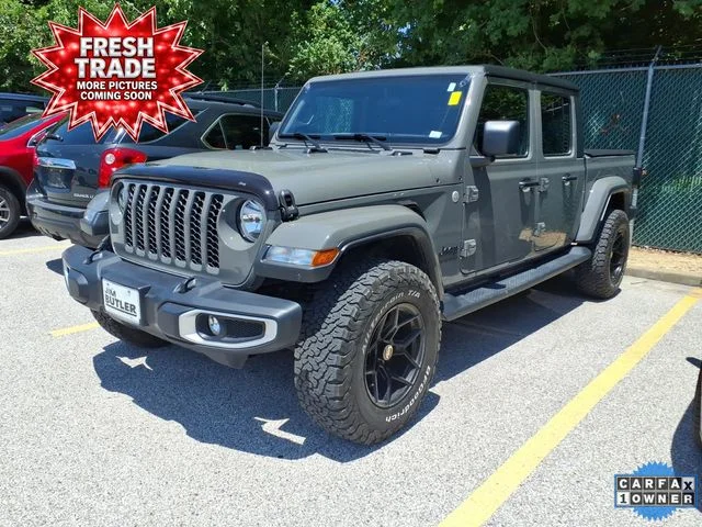 Certified Used 2021 Gray Jeep Sport image 1