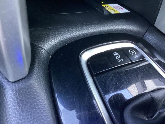 Certified Used 2023 SONIC SILVER Toyota  image 19