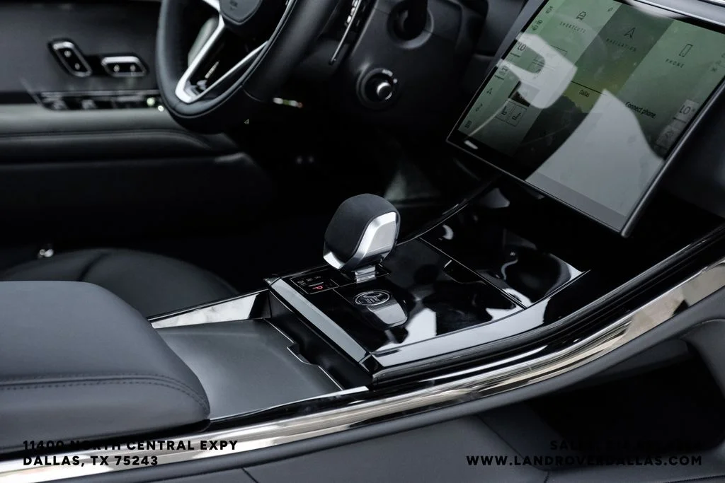 New 2026 Carpathian Gray Land Rover SE image 21
