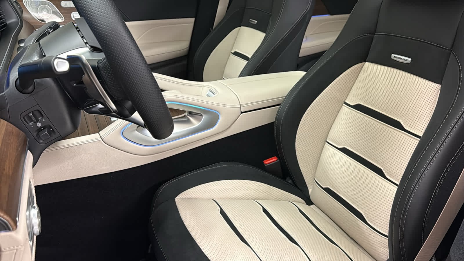 New 2026 Twilight Blue Metallic Mercedes-Benz AMG® GLE 53 image 27