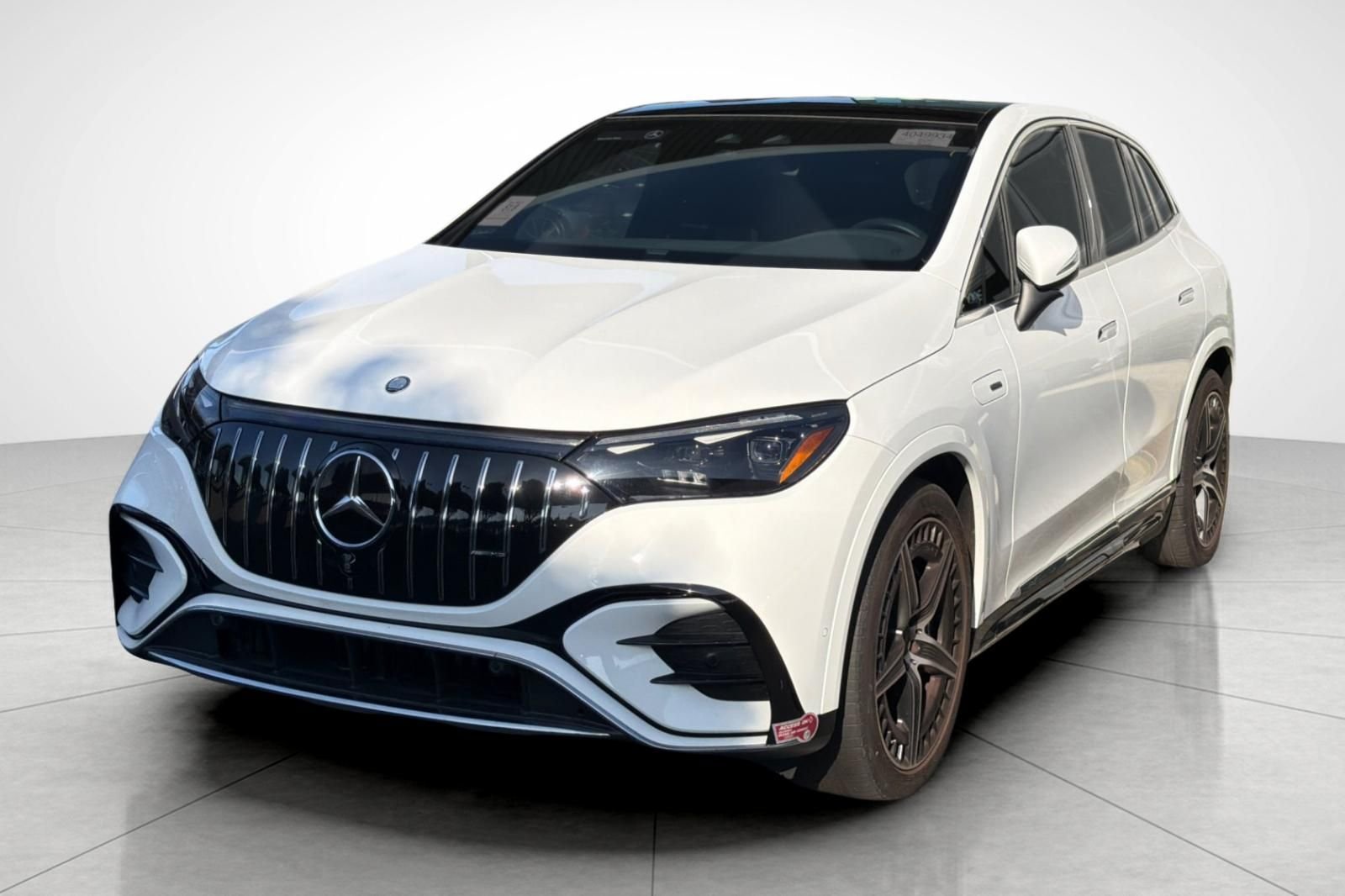 Certified Used 2024 White/off-white Mercedes-Benz Base image 2
