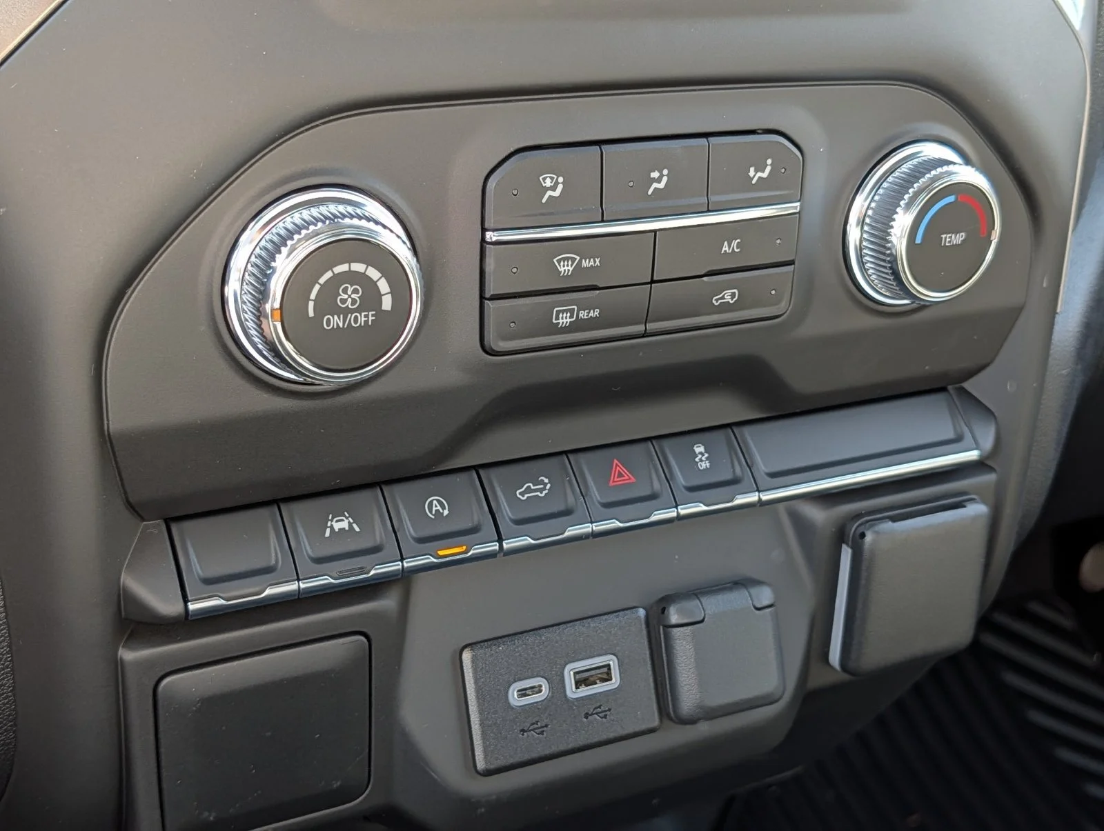 2026 GMC Sierra 1500 Pro - Photo 11