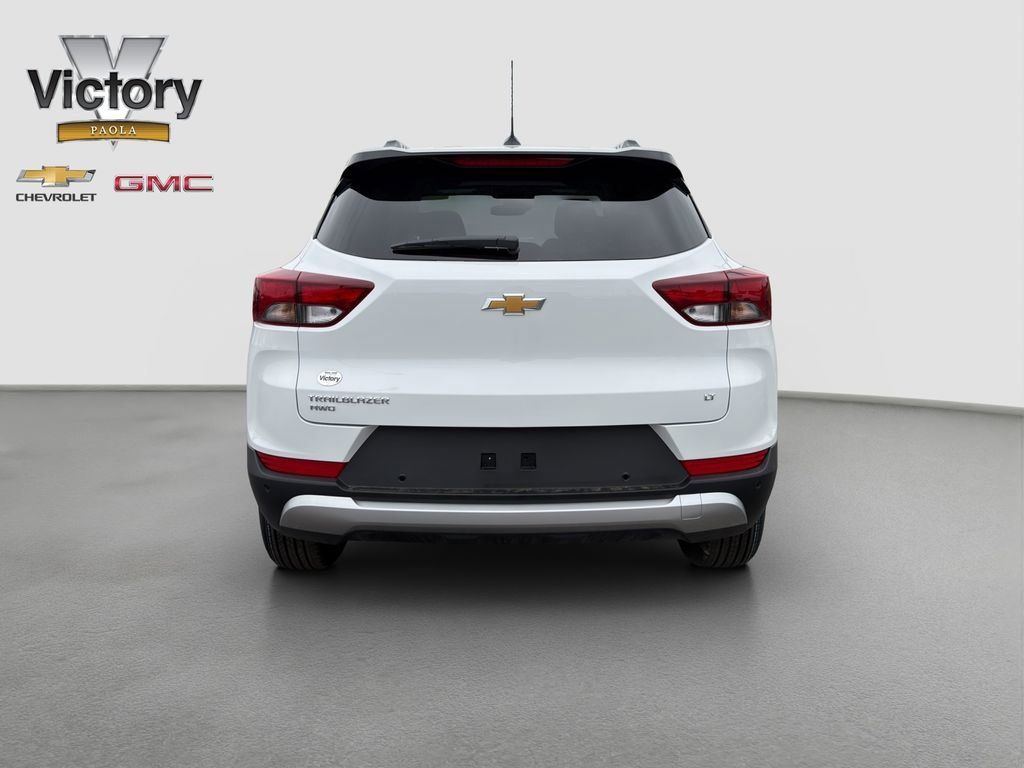 New 2026 Summit White Chevrolet LT image 5
