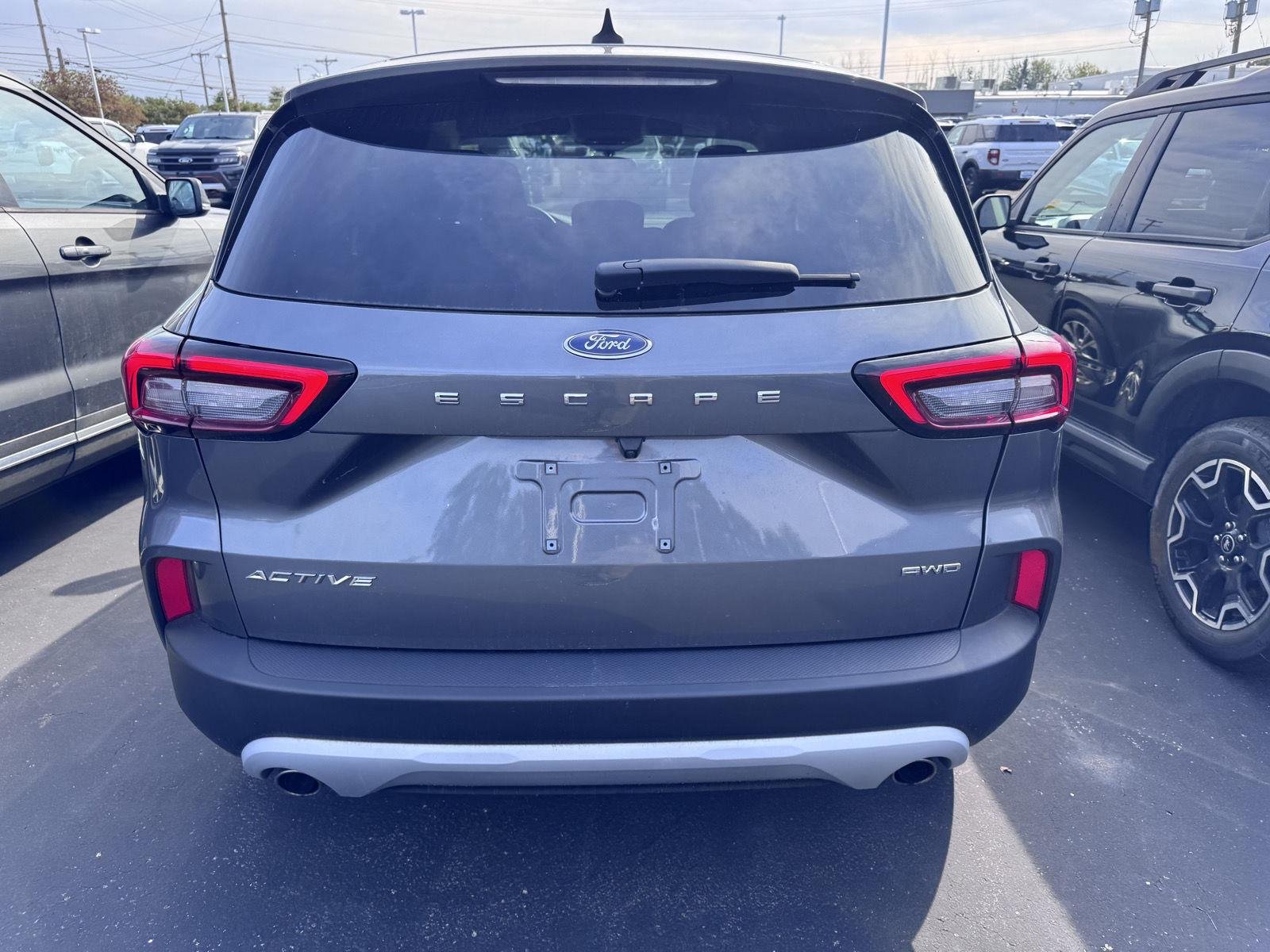 Used 2023 Carbonized Gray Ford Active image 5