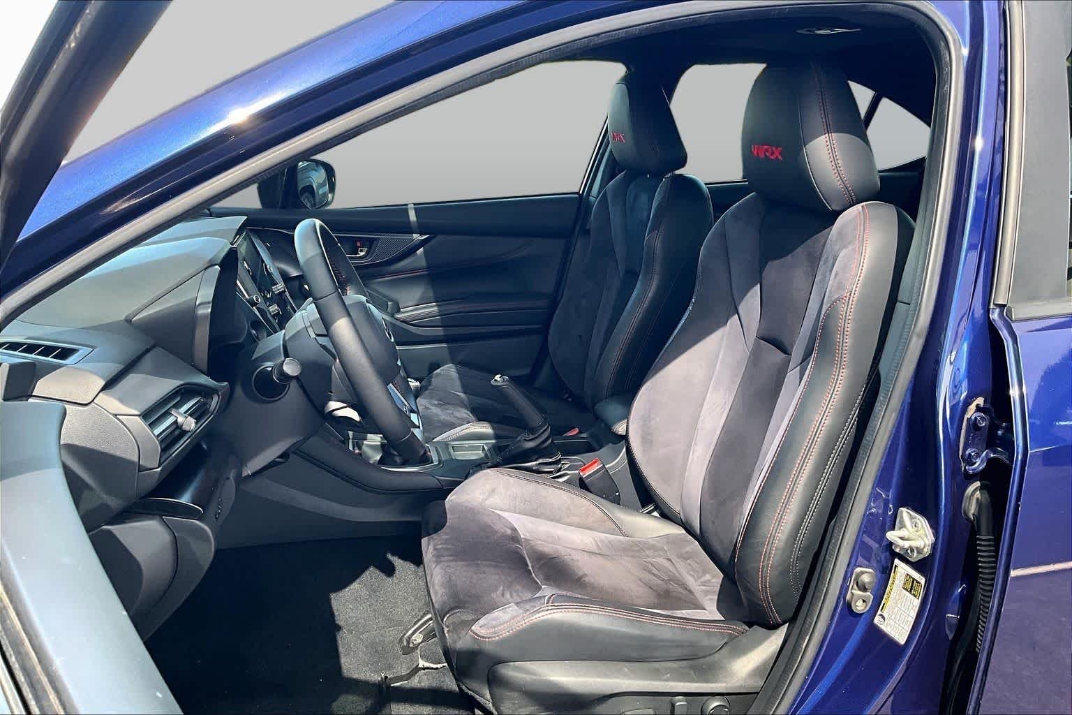 Used 2022 Sapphire Blue Subaru Limited image 8