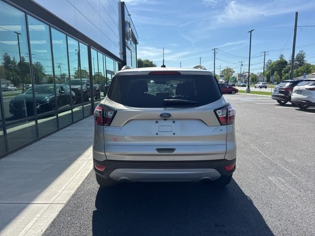 Used 2017 Gold Ford SE image 4