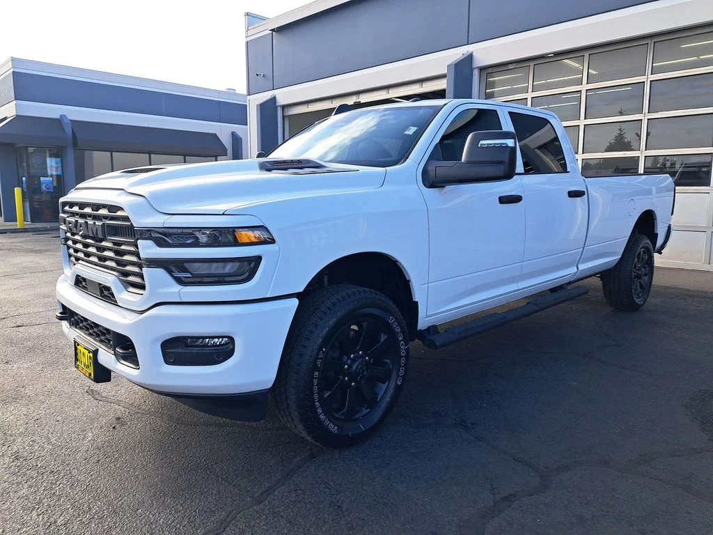 2026 RAM 2500 Tradesman/Black Express 4X4 Crew Cab LWB's photo