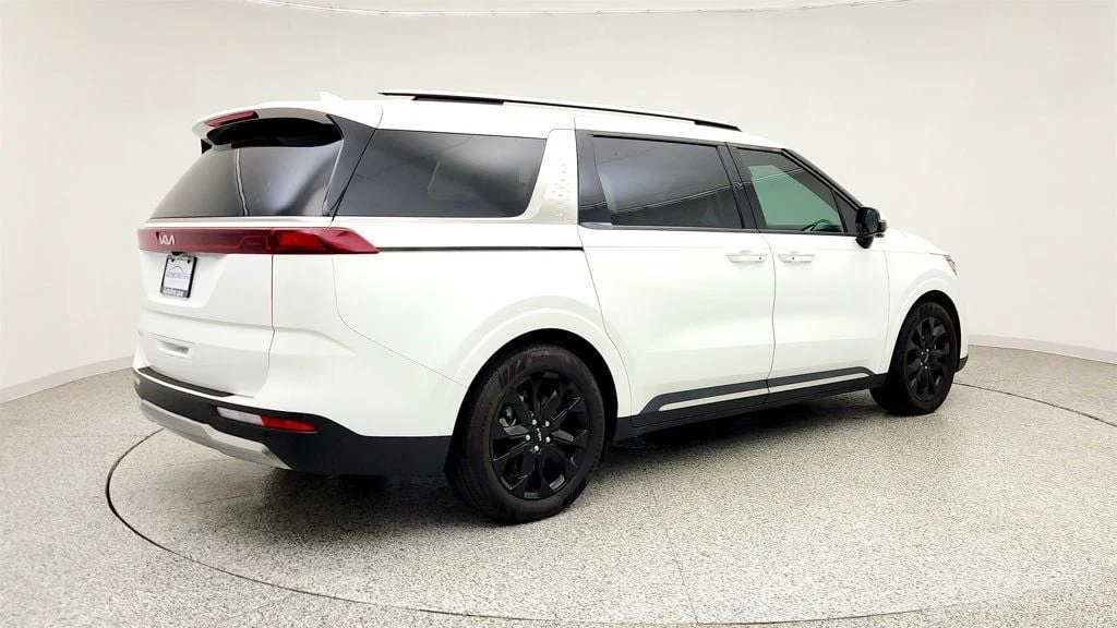 Used 2024 Snow White Pearl Kia SX Prestige FWD image 5