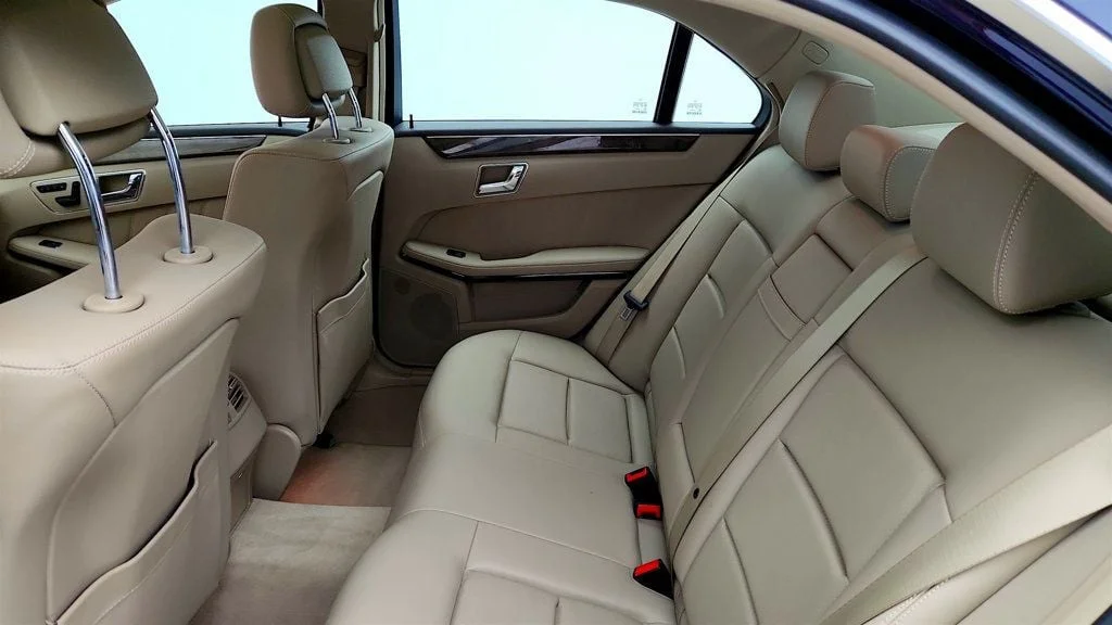 Used 2010 Capri Blue Metallic Mercedes-Benz 4dr Sedan E 350 Luxury 4MATIC® image 21