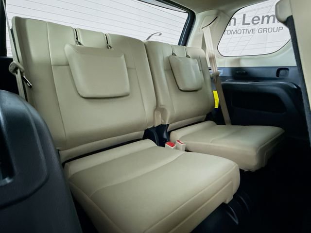 Used 2016 Black Toyota SR5 Premium image 27
