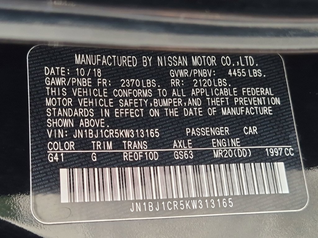 Used 2019 Black Nissan S image 34