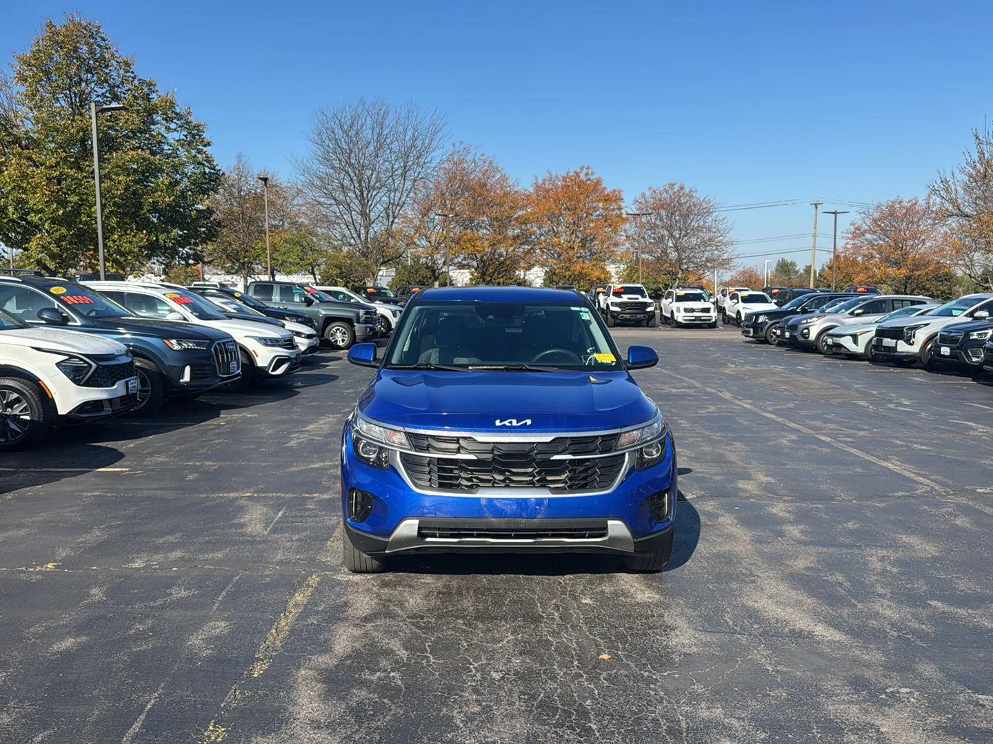 Used 2024 Neptune Blue Kia LX image 4