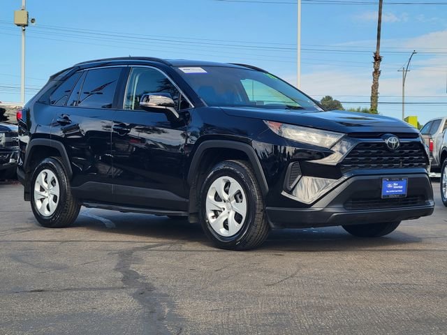 Certified Used 2019 Midnight Black Metallic Toyota LE image 31