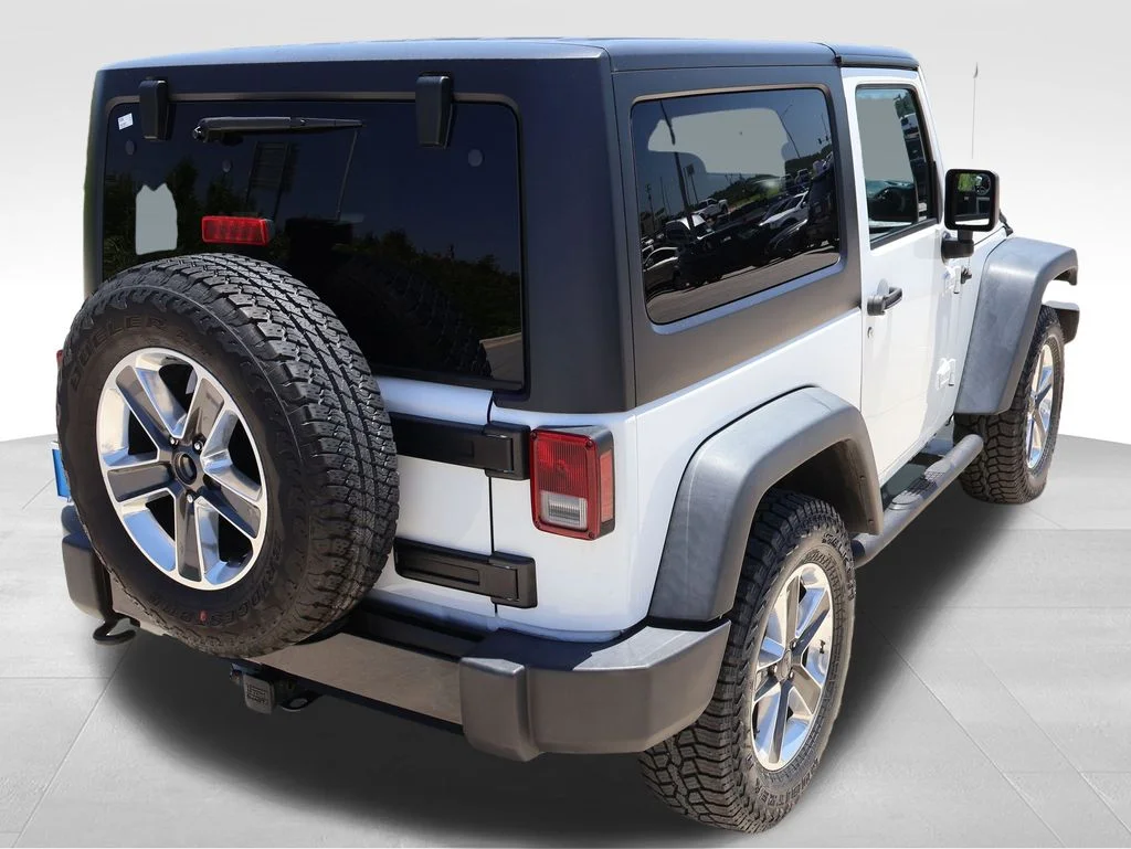 Used 2017 White Jeep Sport image 6