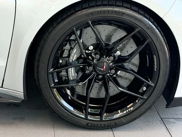 Used 2026 Silver Chevrolet Z06 image 13