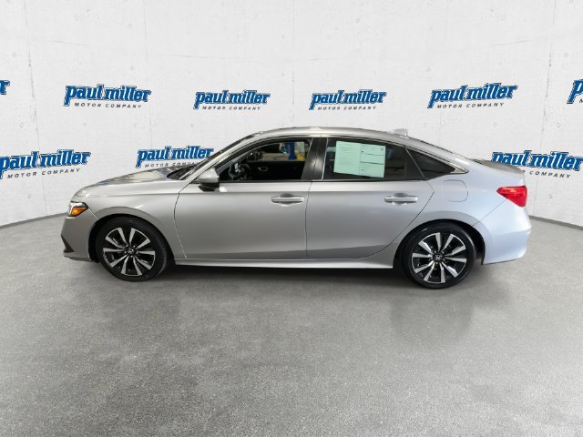 Used 2022 Silver Honda EX image 7