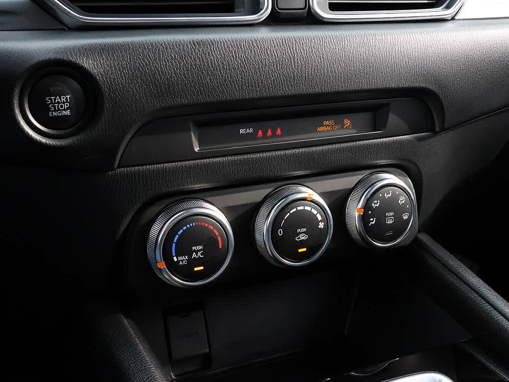 2025 Mazda CX-5 S - Photo 18