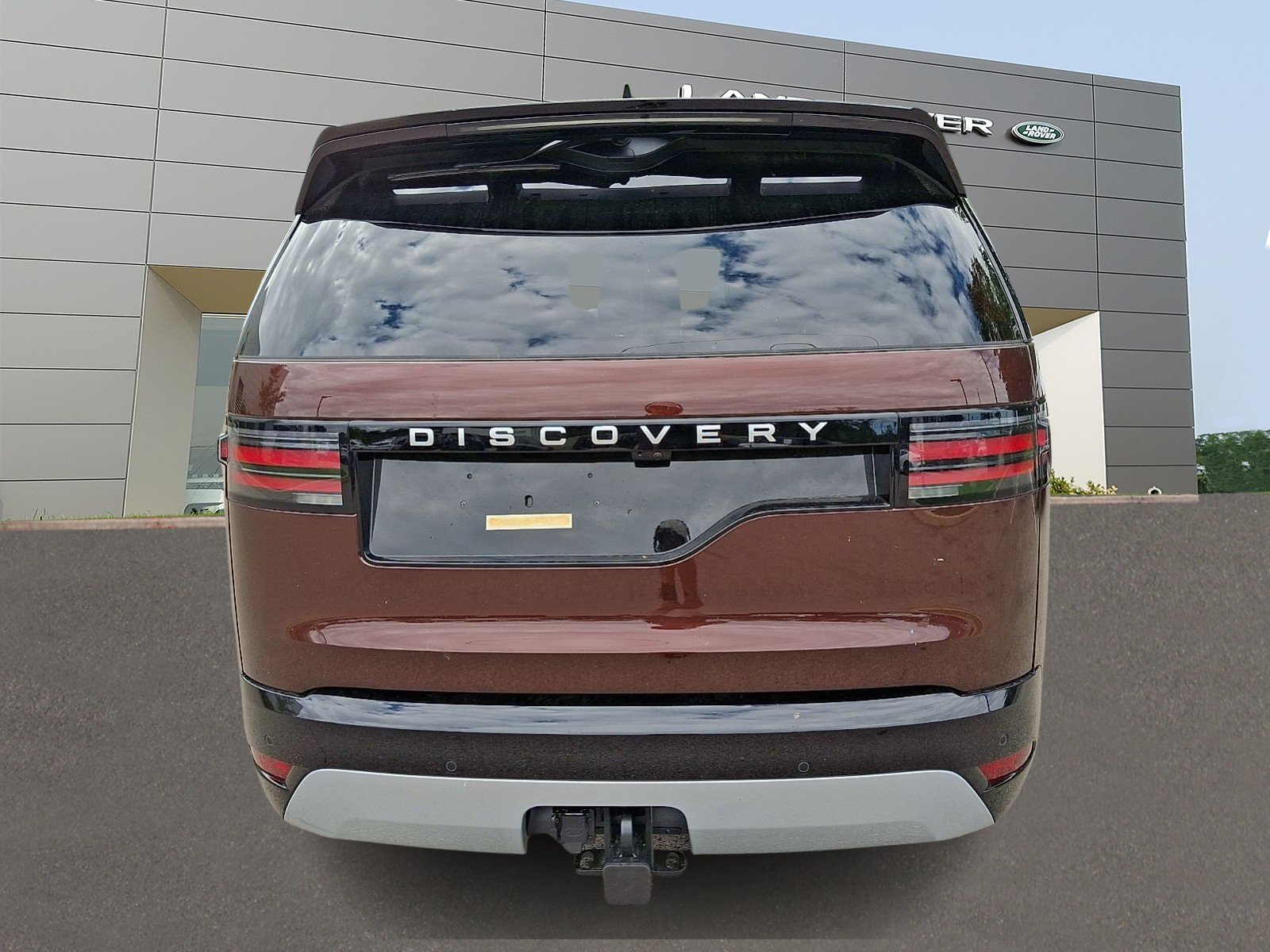 New 2026 Sedona Red Land Rover Gemini Edition image 7