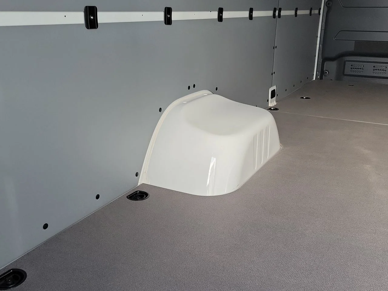 New 2026 Arctic White Mercedes-Benz Cargo 170 WB image 10