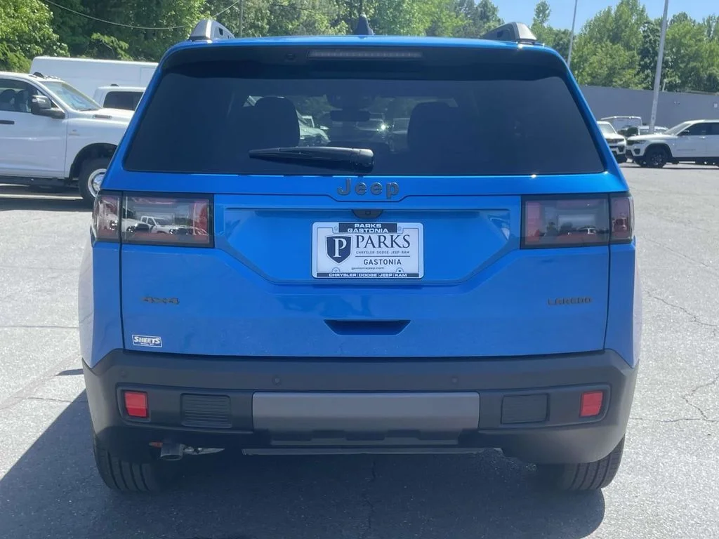 New 2026 Hydro Blue Pearlcoat Jeep Laredo image 7