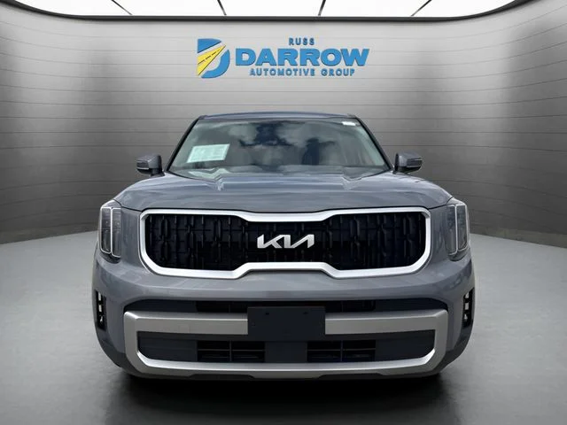 Used 2023 Silver Kia LX image 8