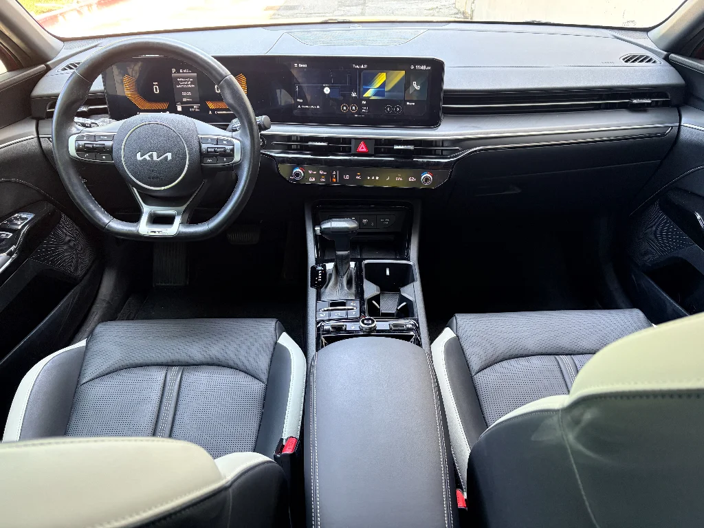 Used 2025 Runway Red Kia GT-Line image 15