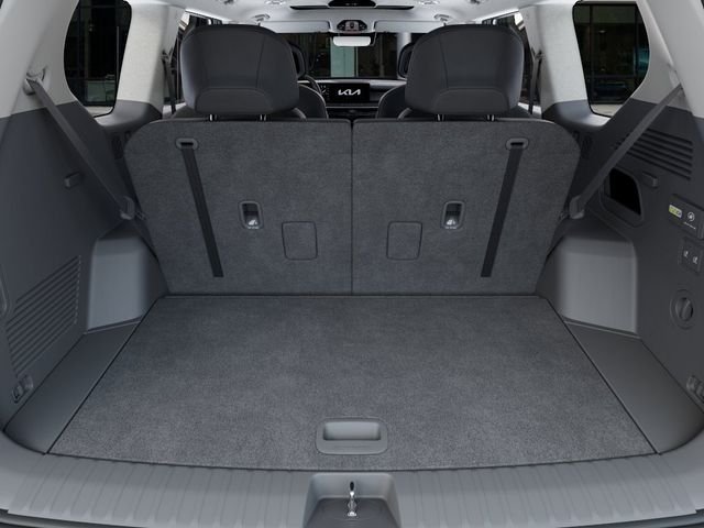 New 2026 Glacial White Pearl Kia Light Long Range RWD image 19