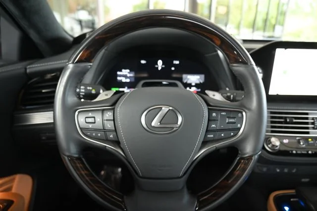 Certified Used 2024 IRIDIUM Lexus 500 Base image 27