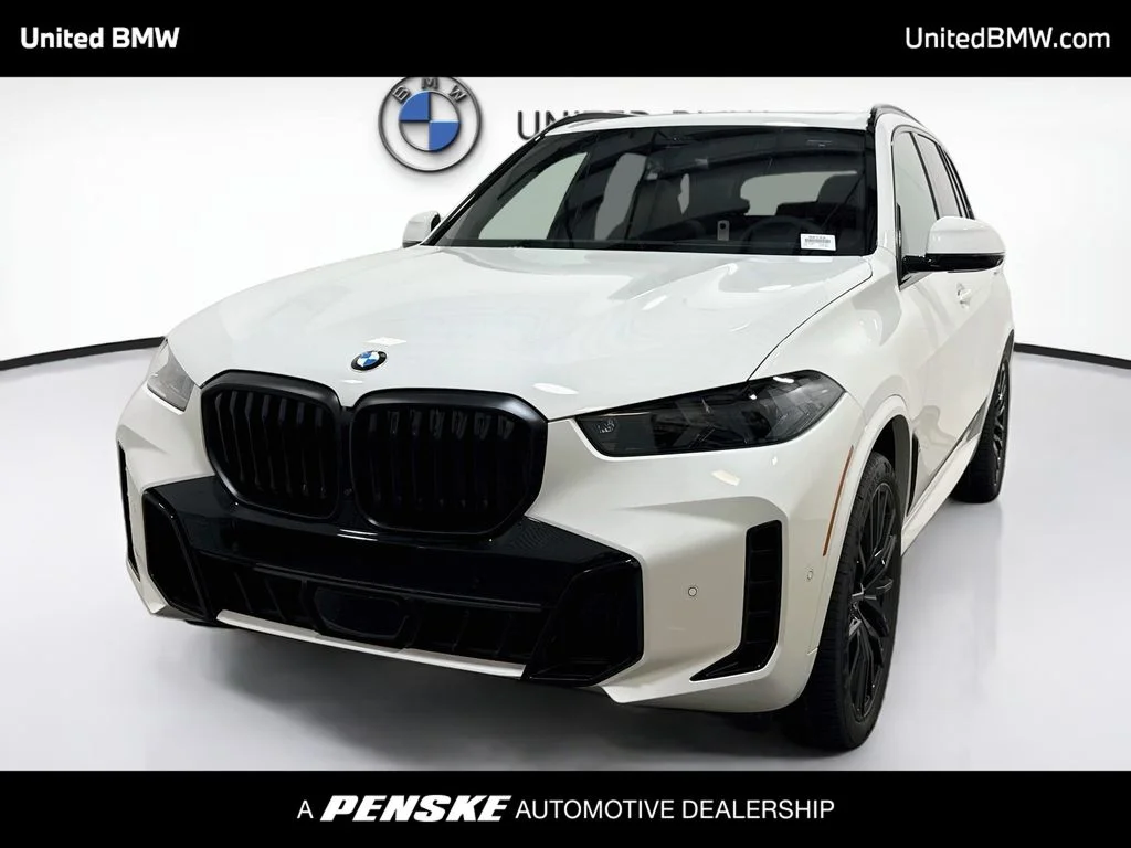 New 2026 Alpine White BMW sDrive40i image 1