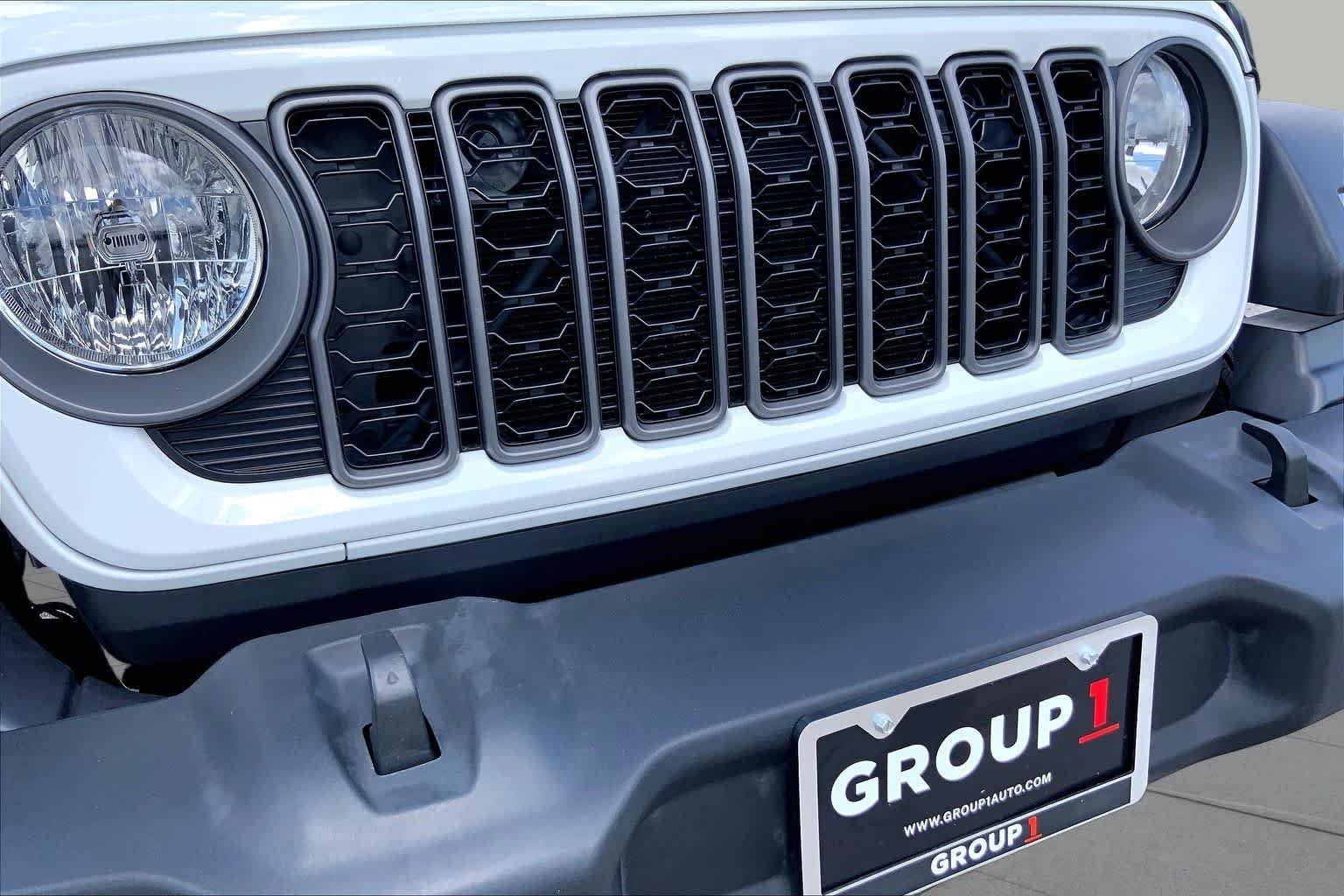 Used 2024 Bright White Clearcoat Jeep Sport image 29
