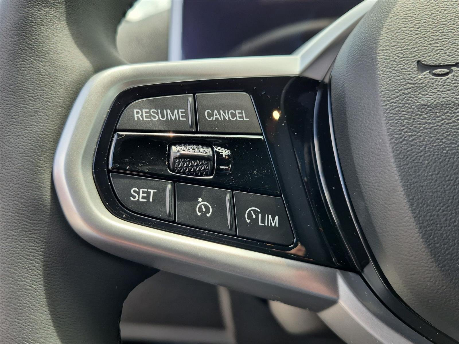 New 2026 Brooklyn Grey Metallic BMW xDrive40 image 19