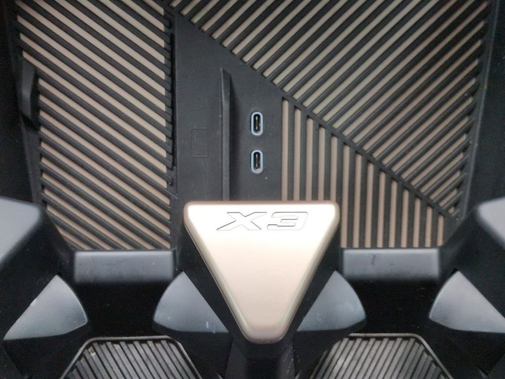 2025 BMW X3 30 - Photo 22