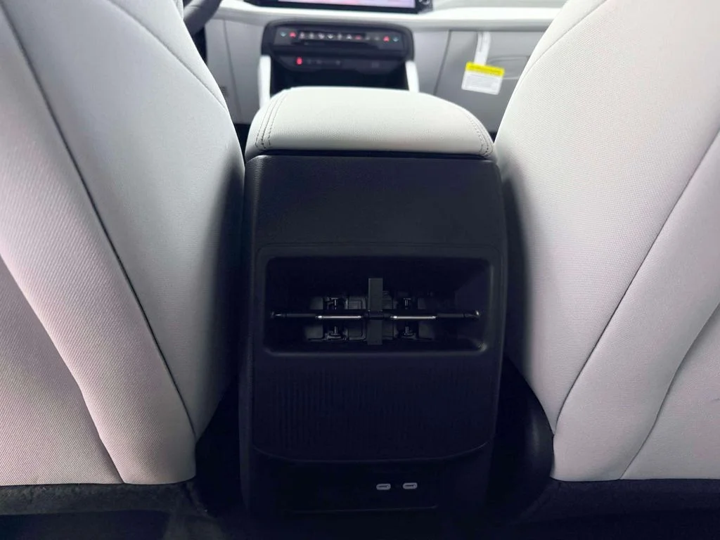 New 2026 White Jeep Laredo image 12