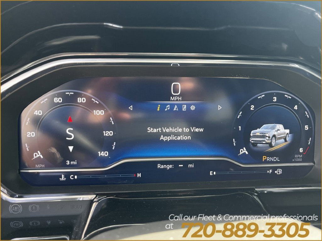 Used 2025 Summit White Chevrolet LT image 10