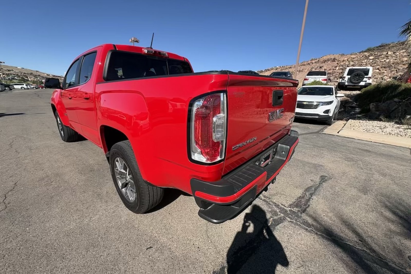 Used 2016 Cardinal Red GMC 4WD SLE image 3