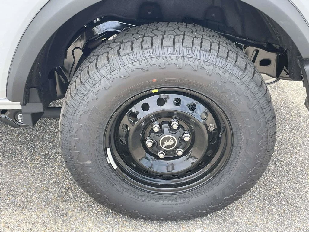 New 2026 Avalanche Gray Ford Big Bend image 9