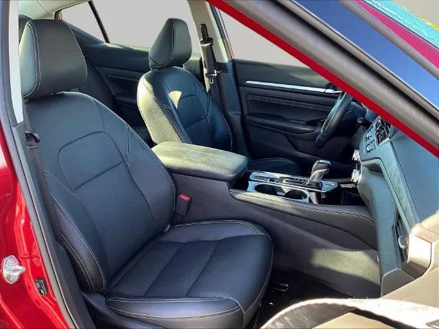 Used 2023 Red Nissan 2.5 SL image 30
