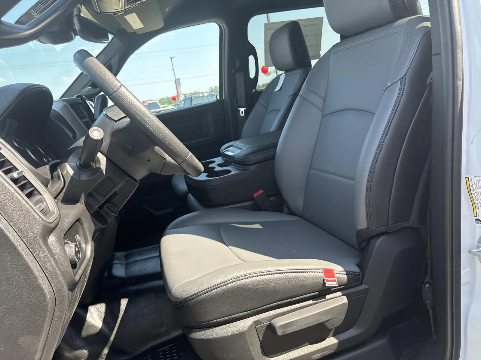 2026 RAM 2500 Tradesman - Photo 8