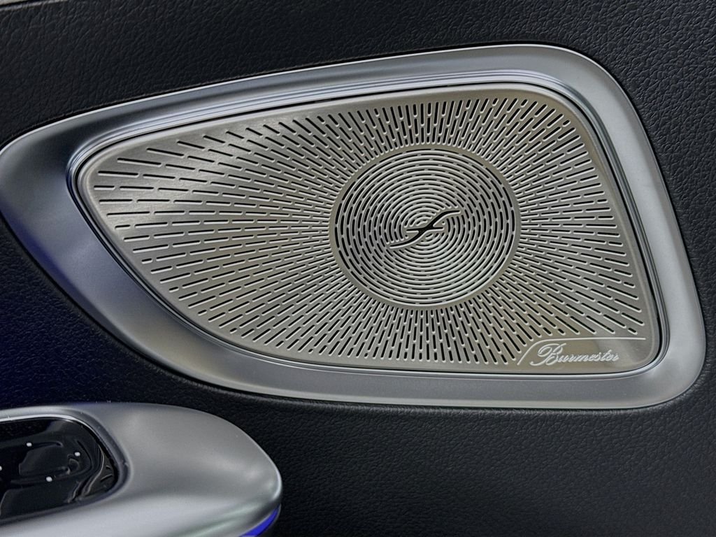 Used 2025 Blue Mercedes-Benz C 300 image 19