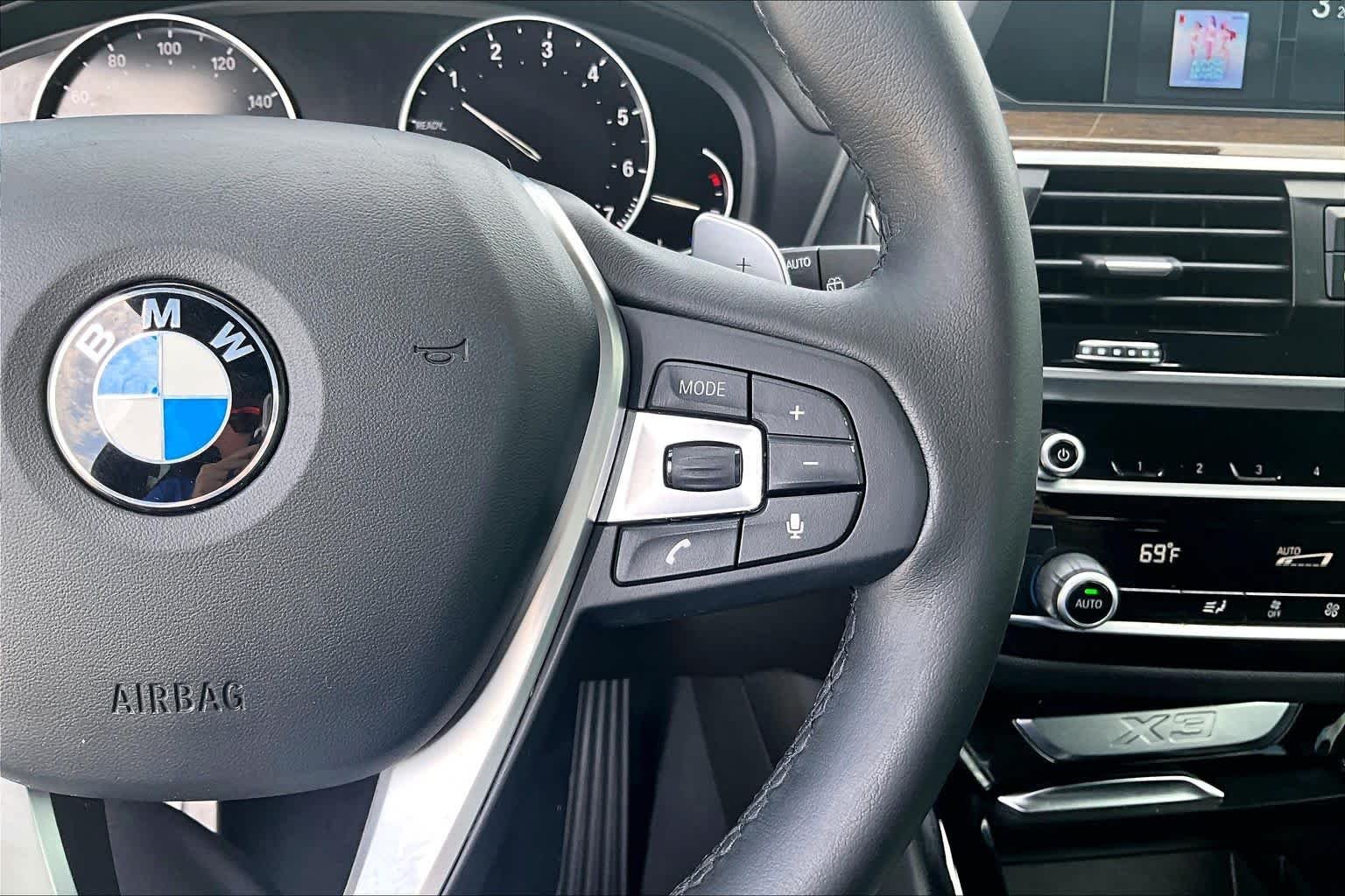 Used 2019 Alpine White BMW sDrive30i image 21