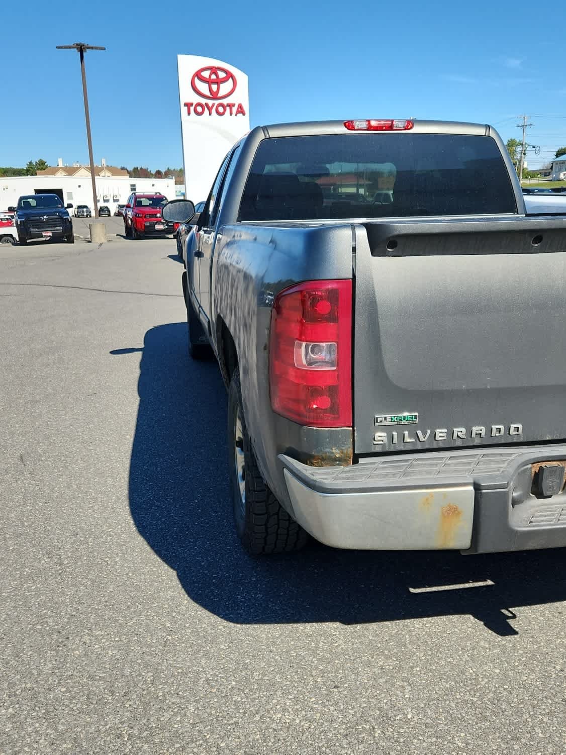Used 2011 Steel Green Metallic Chevrolet LS image 3