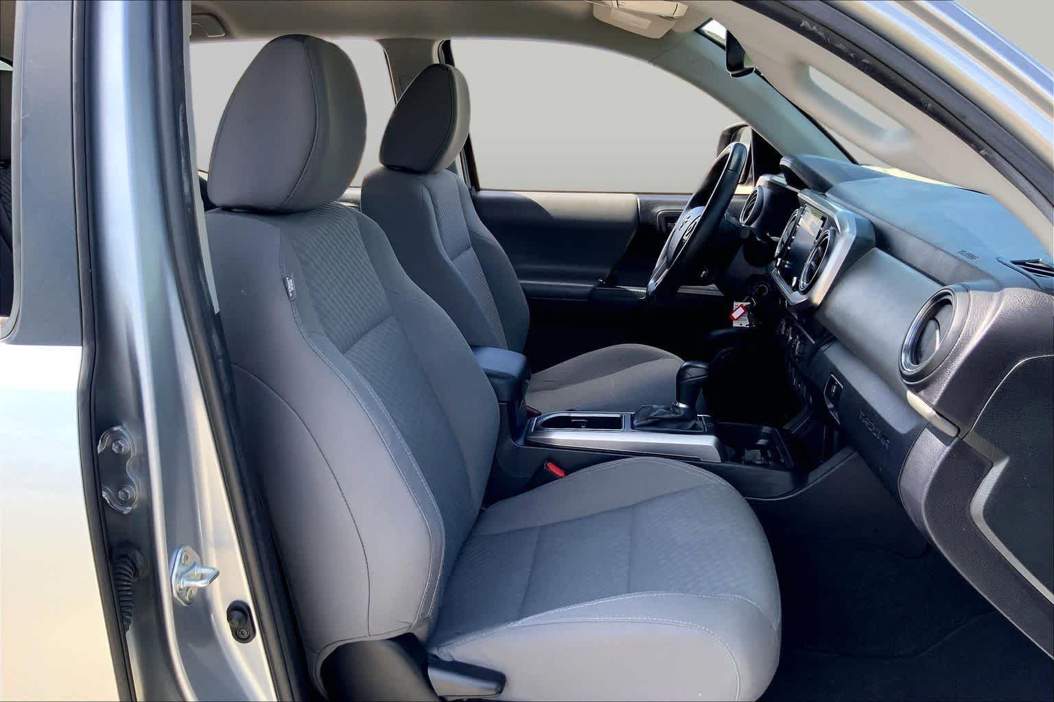Used 2022 Celestial Silver Metallic Toyota SR5 image 9