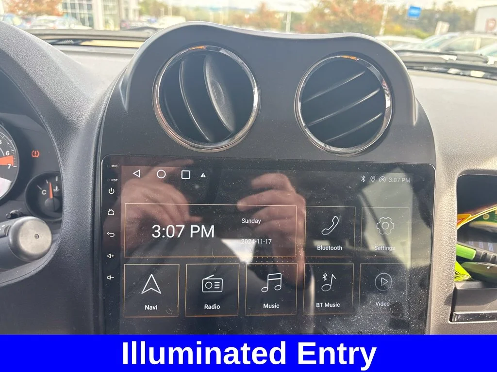 Used 2015 Silver Jeep Sport image 15