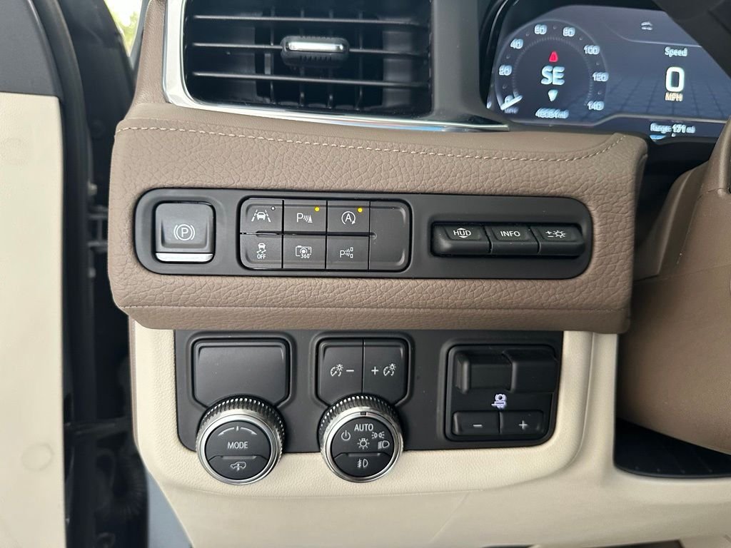 Used 2023 Silver GMC Denali image 20