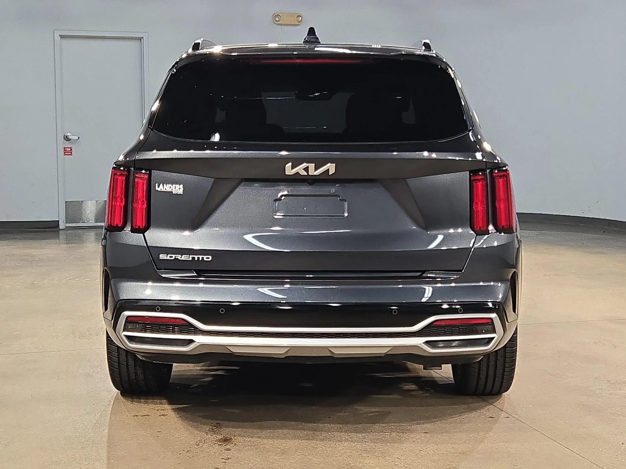 Used 2023 Gravity Grey Kia SX image 6