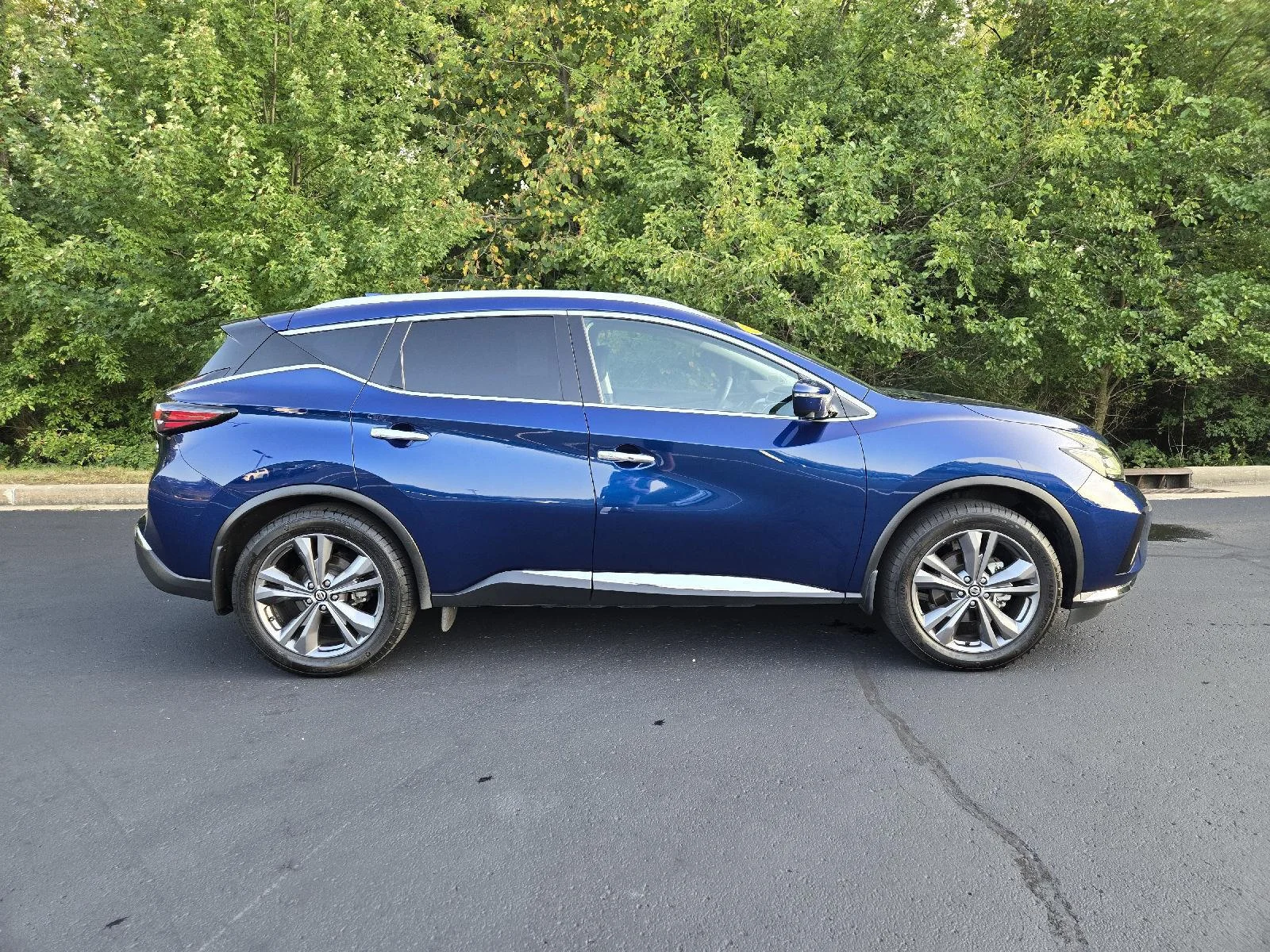 Used 2021 Deep Blue Pearl Nissan Platinum image 2