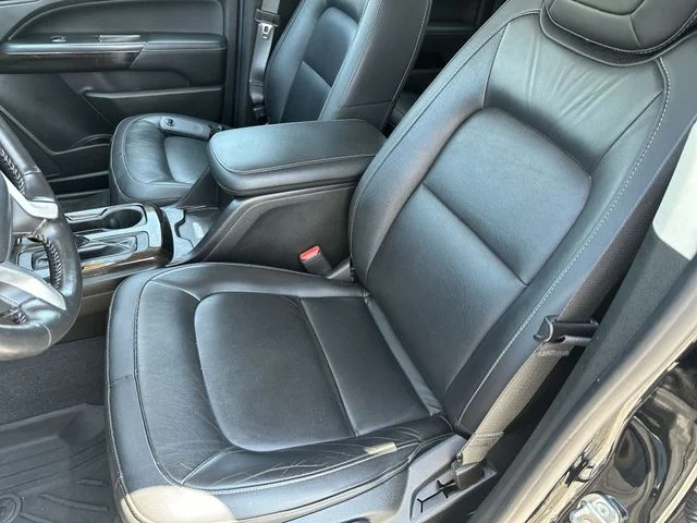Used 2020 Black GMC SLT image 15