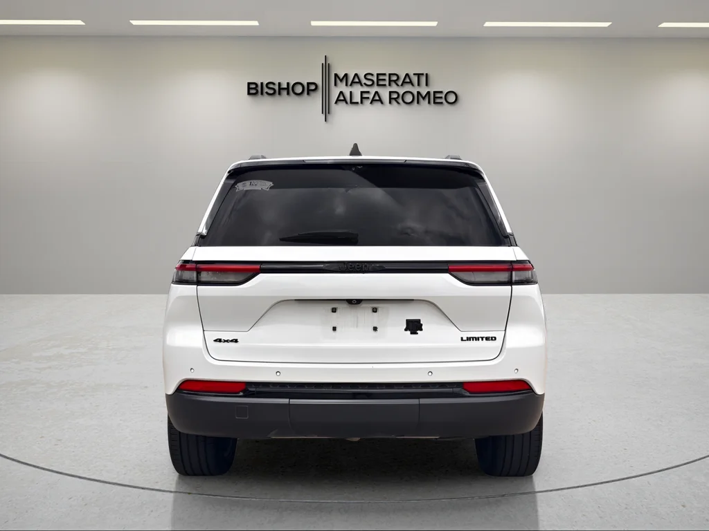 Used 2023 White Jeep Limited image 4