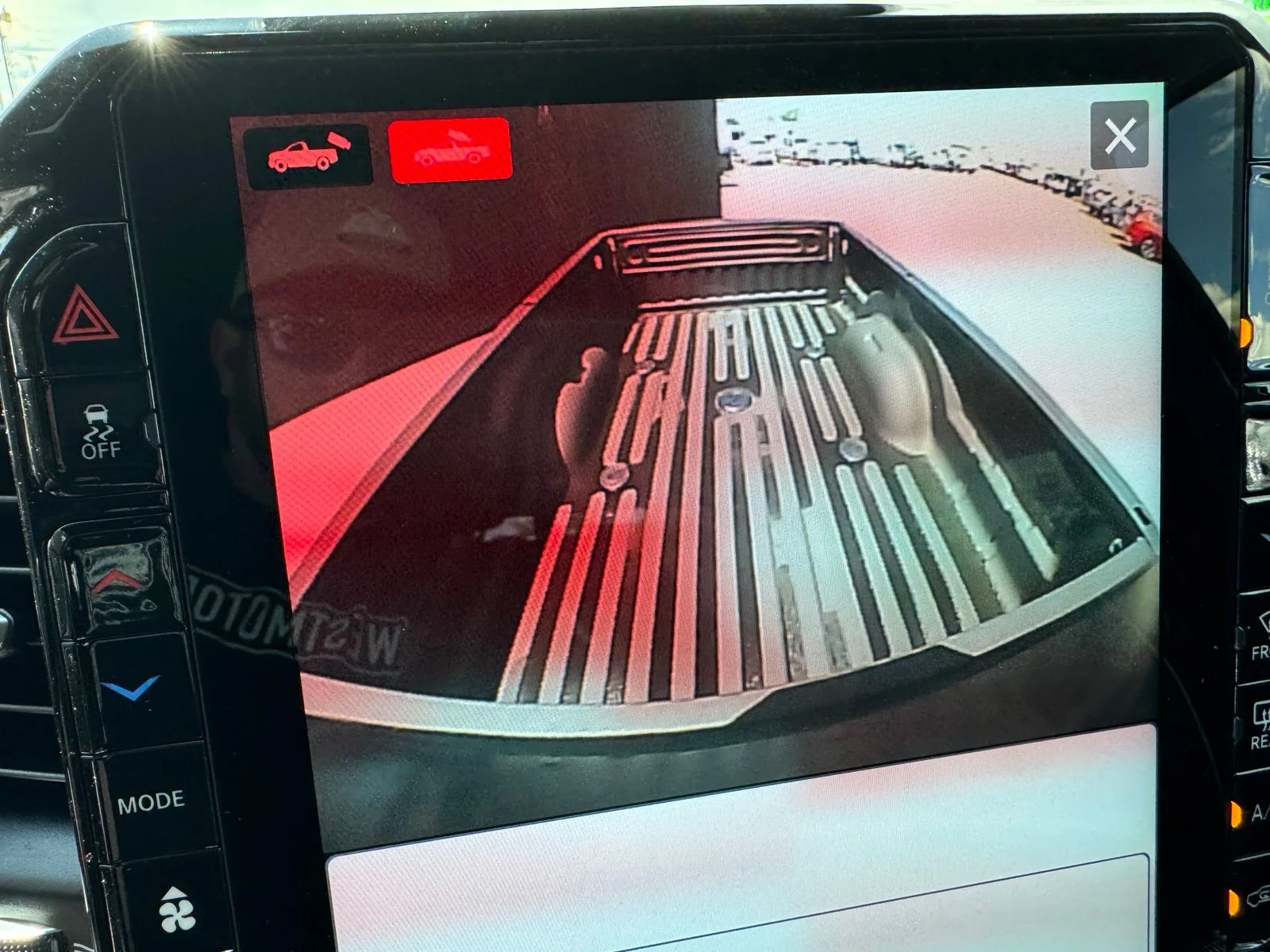 New 2026 Silver-Zynith Exterior Paint RAM Laramie image 29